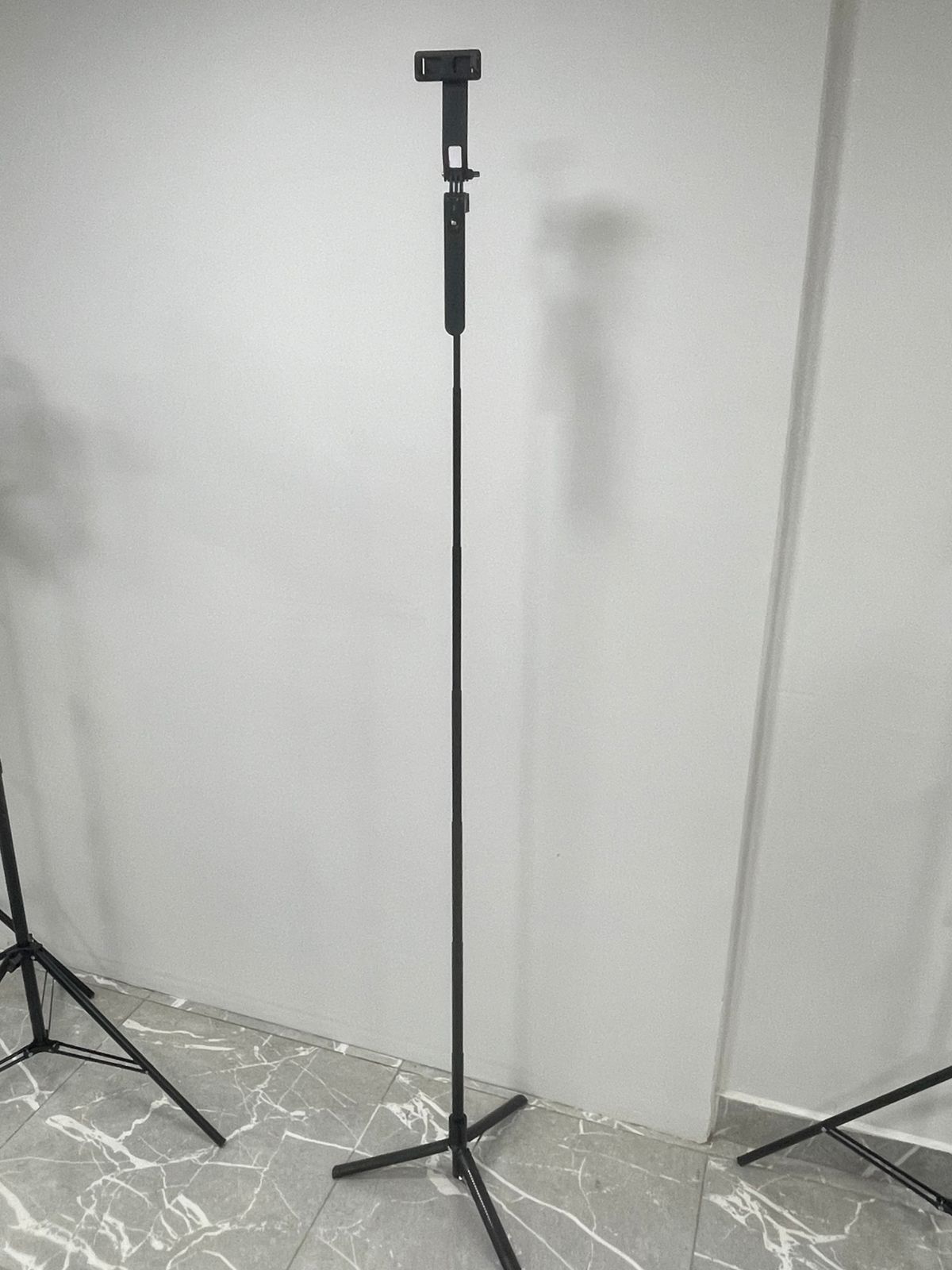 TRIPODE P205